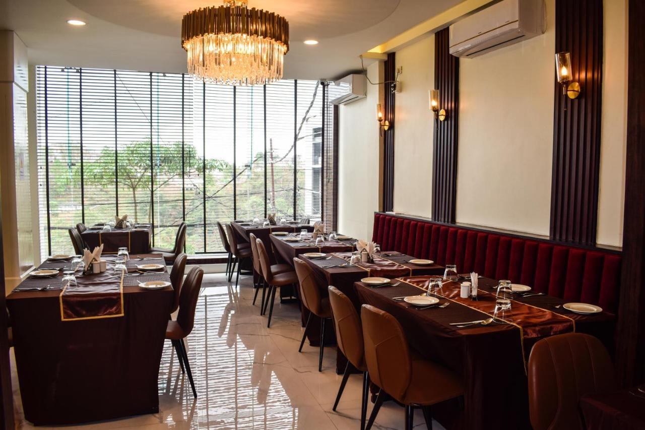 Royale Lalawi Hotel Aizawl Exterior photo